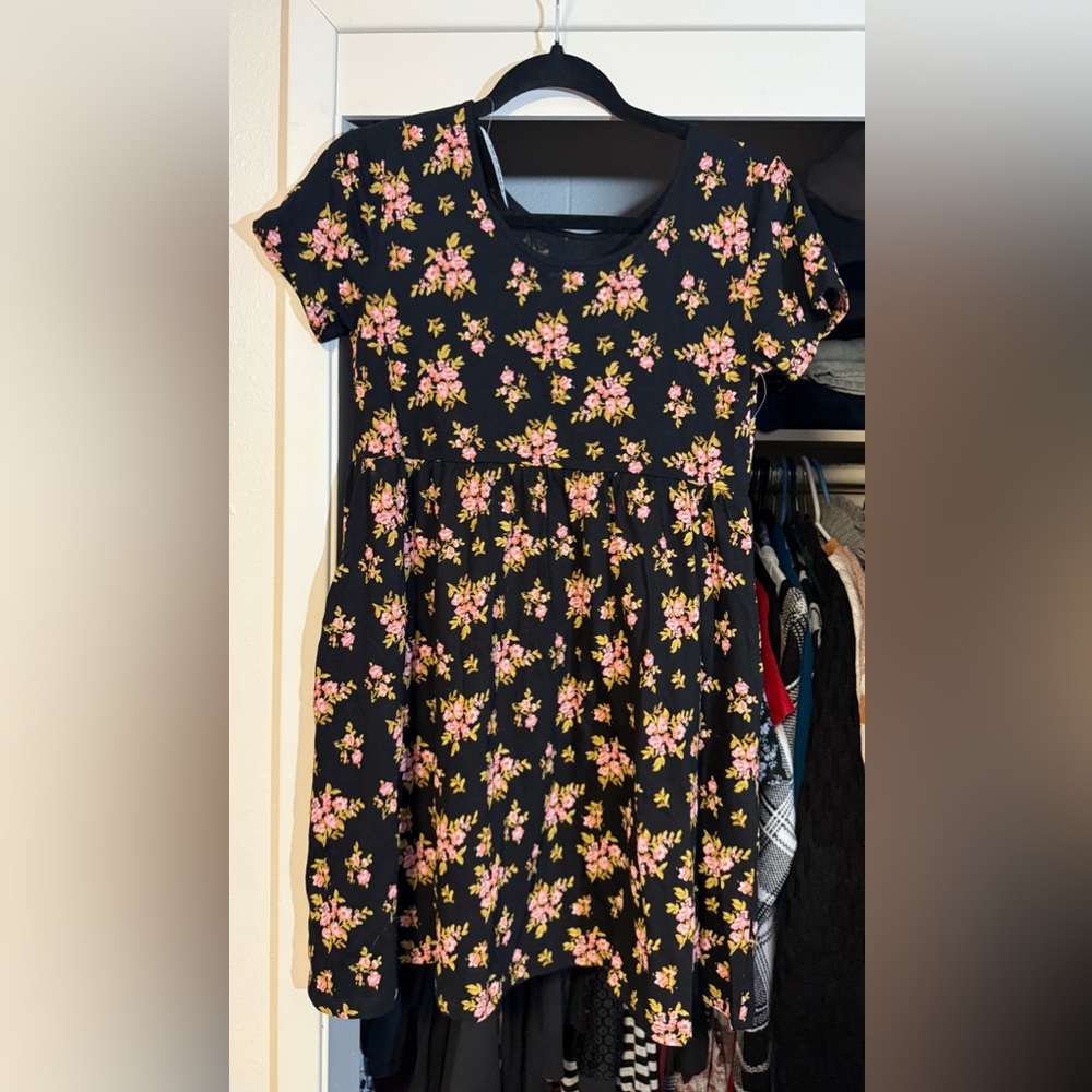 NWT Old Navy Black and Pink Floral Kids Dress